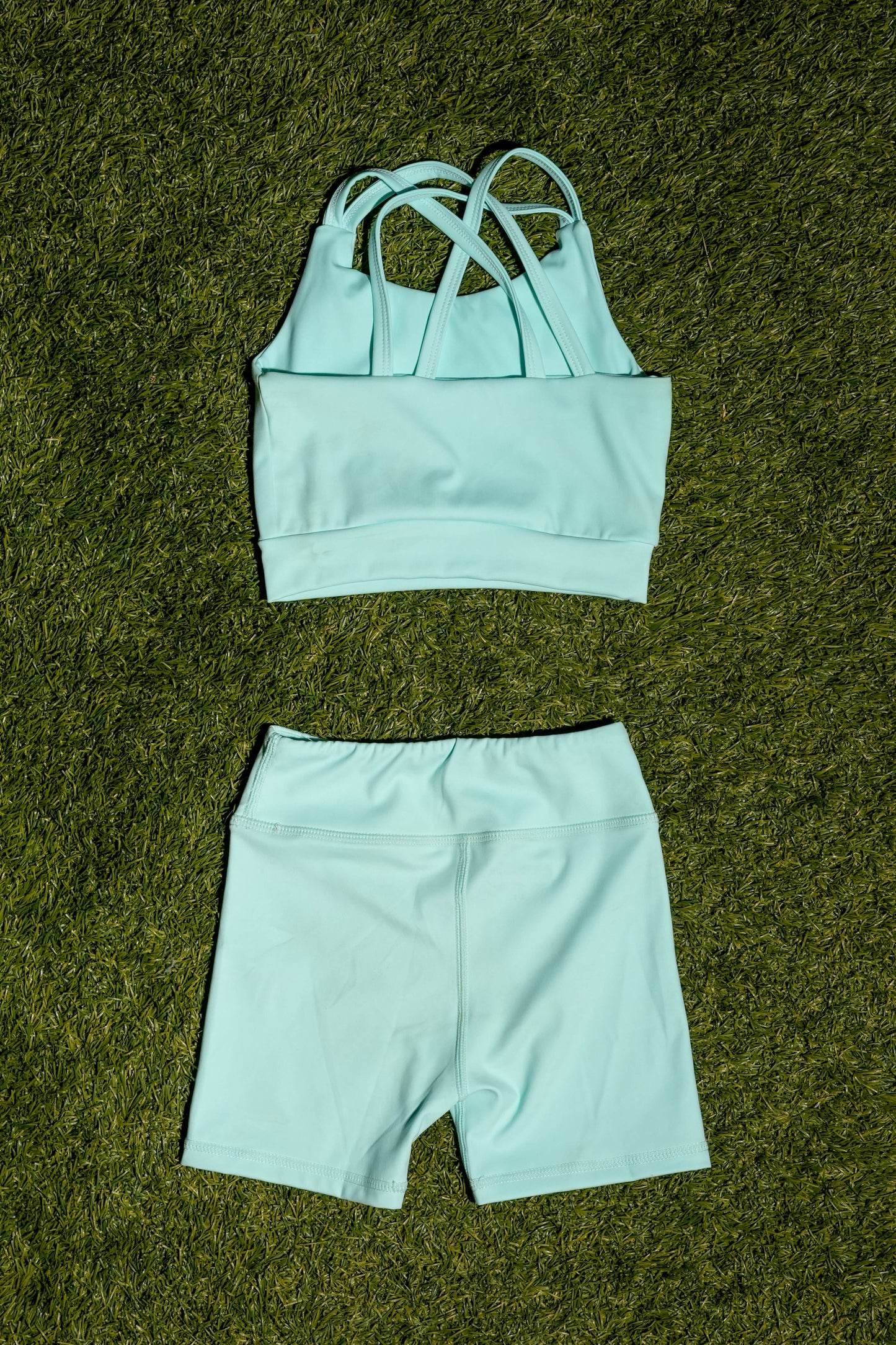 ColorPop Set Bra x Shorts